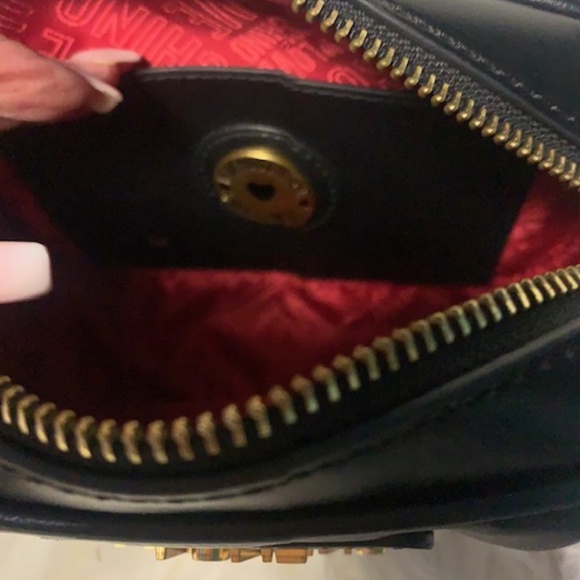 I’ve Moschino cross body bag - Picture 3 of 6